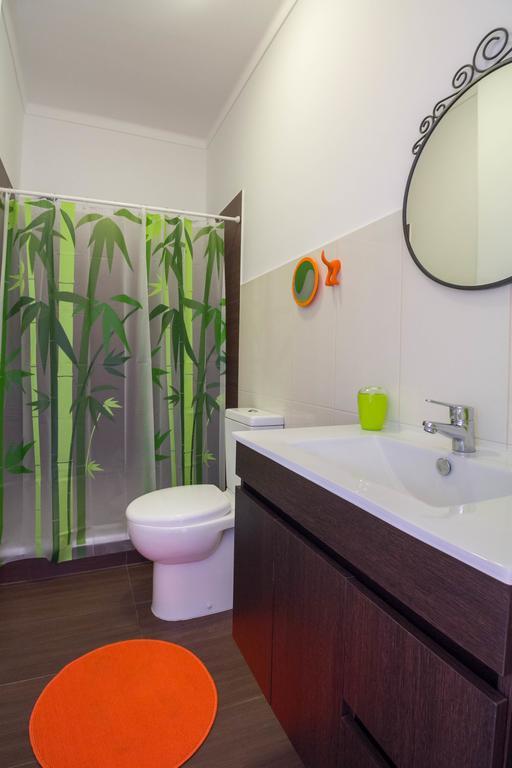 D Wan Guest House Peniche Zimmer foto