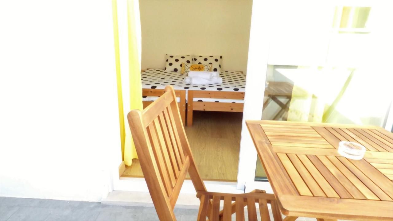 D Wan Guest House Peniche Exterior foto